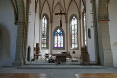 Das Gerüst ist in der Stadtpfarrkirche abgebaut (Foto: Karl-Franz Thiede)